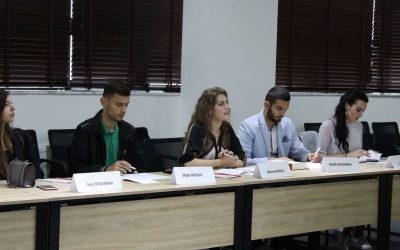 Studentët Debatojnë Për Plagjiaturën, Shpërdorimet Dhe Të Drejtën E Ankesës   