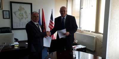 Fakulteti Ekonomik Nënshkruan Marrëveshje Bashkëpunimi Me Disa Kompani Të Suksesshme Kosovare