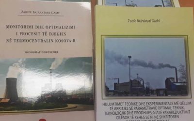 Prof.dr. Zarife Bajraktari Gashi, Dhuroi Për Bibliotekën Universitare Nga 7 Ekzemplarë Të Dy Monografive Shkencore