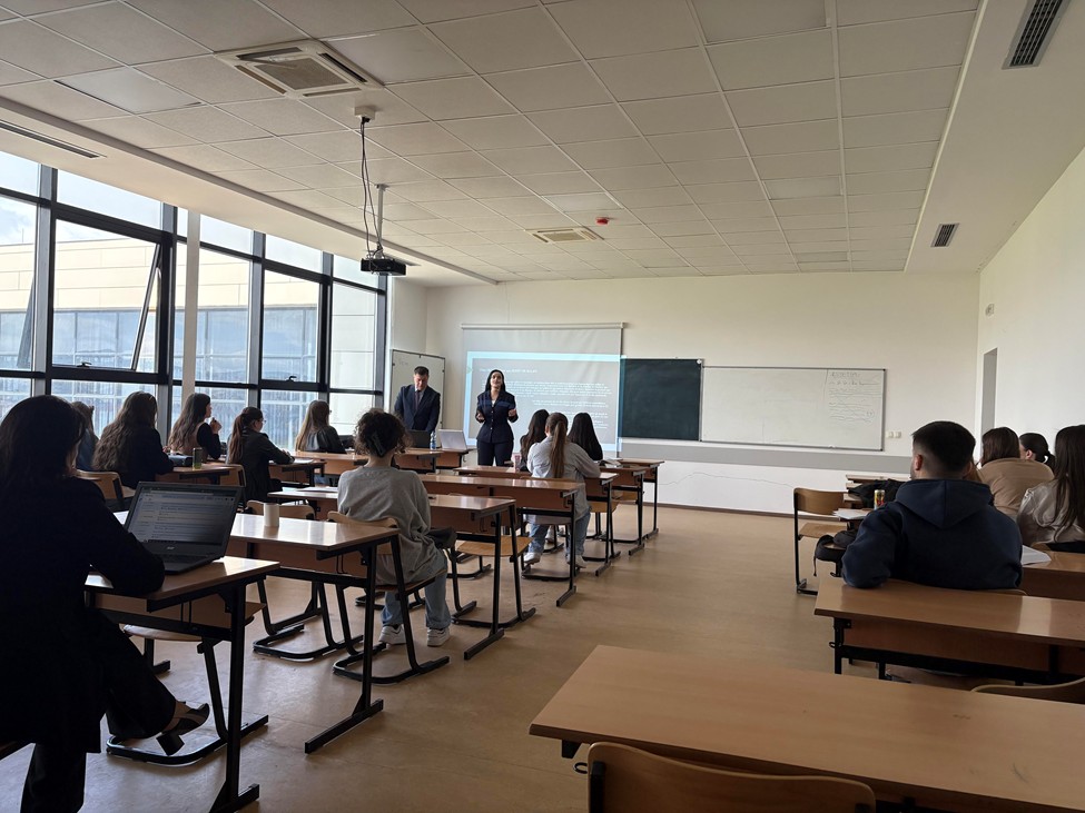 Në Fakultetin Juridik Të UIBM-it, U Realizua Bashkëligjëratë E Hapur Në Lëndën E Kriminalistikës