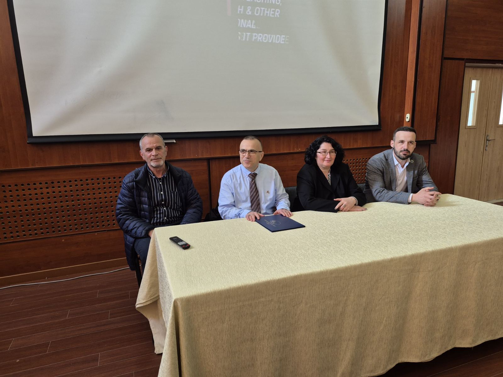 Ftohet Stafi Akademik Në UIBM Që Të Bëhet Pjesë E Konferencës Ndërdisiplinore Ndërkombëtare Me Temë: “Zhvillimi I Qëndrueshëm Rajonal: Sfidat Dhe Perspektivat”
