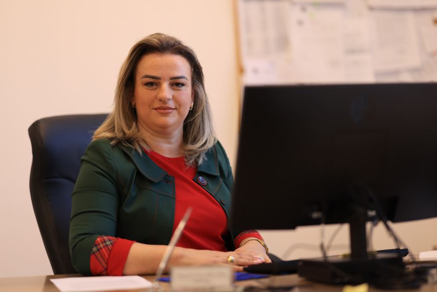 Fakulteti I Edukimit – Flet Dekanja, Prof.ass.dr. Samire Bllaca!