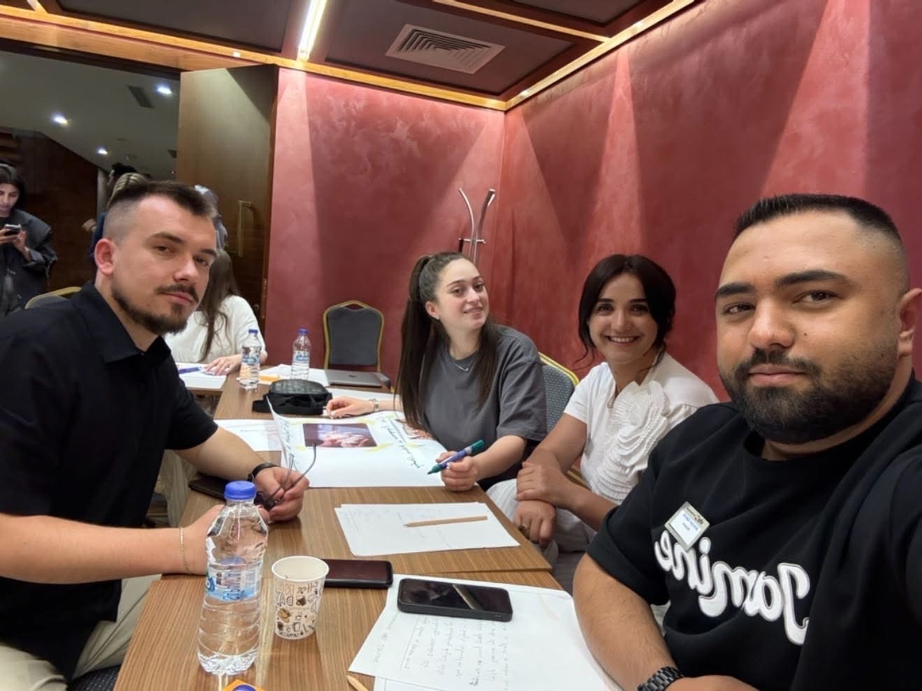 Një Student I Juridikut Mori Pjesë Në Një Konferencë Rajonale Në Stamboll