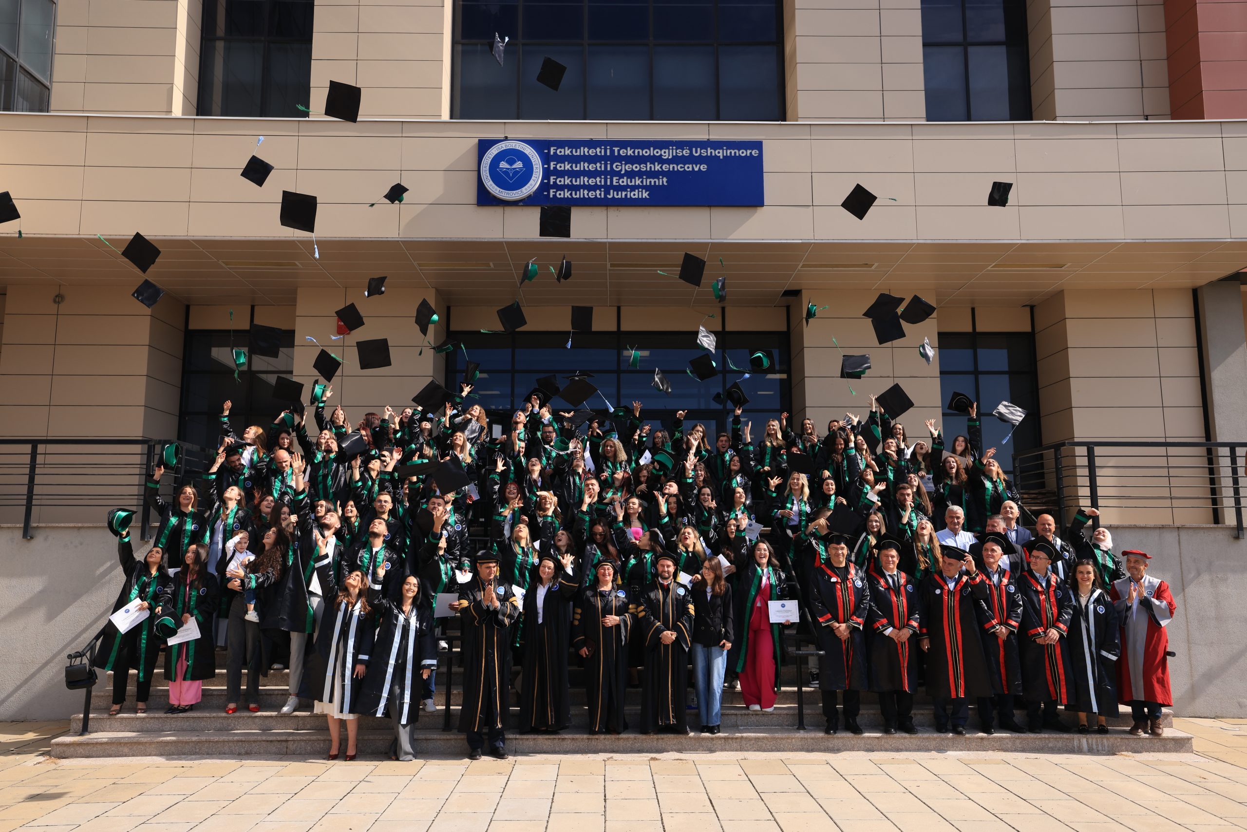 U Mbajt Ceremonia E Diplomimit Për Vitin Akademik 2024/25