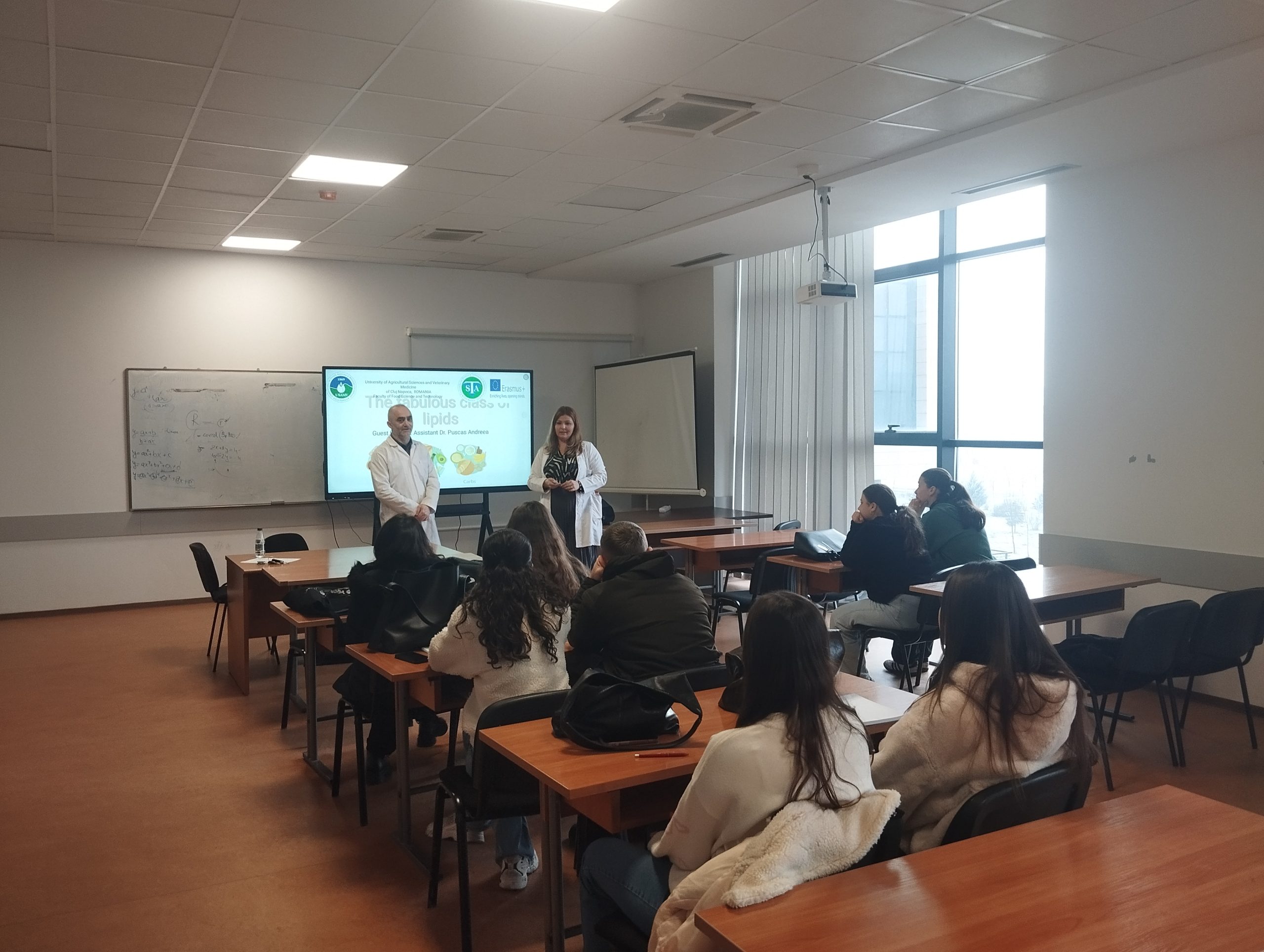 Profesoresha Andreea Pușcaș Nga Rumania Po Qëndron Në UIBM Në Kuadër Të Programit Erasmus+