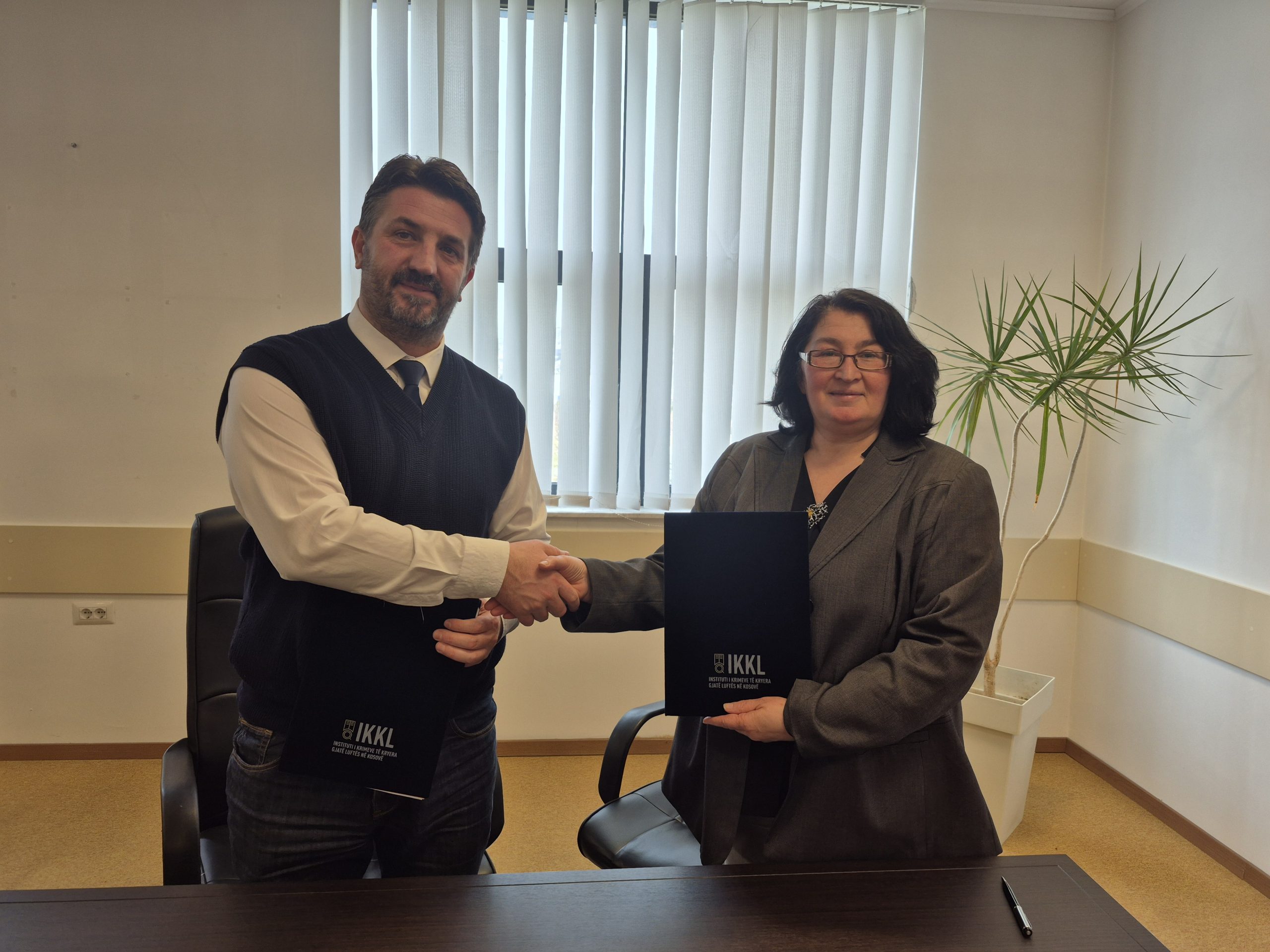 Memorandum Bashkëpunimi Me Institutin E Krimeve Të Kryera Gjatë Luftës Në Kosovë