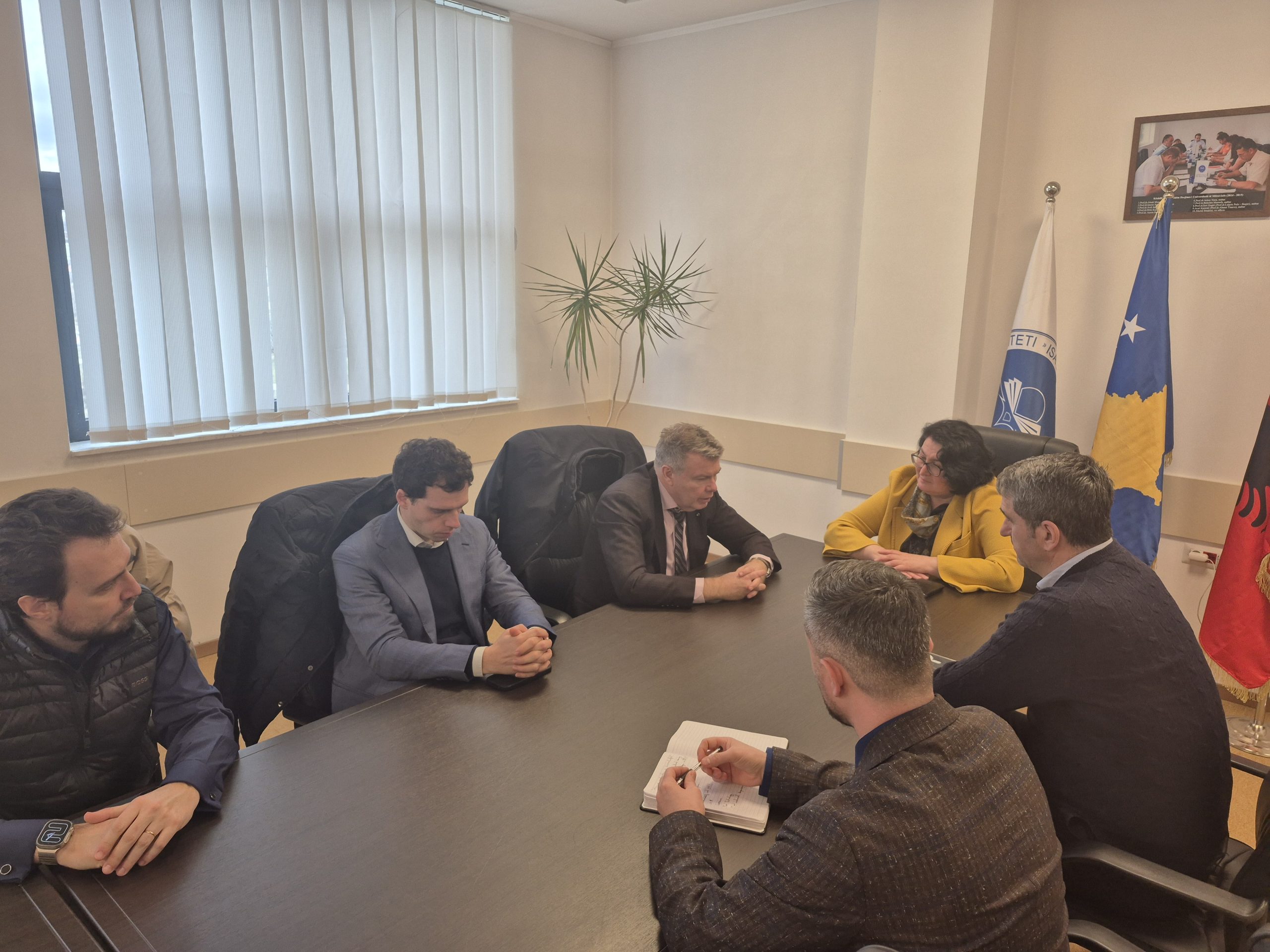 Ambasadori I Luksemburgut Qëndroi Për Vizitë Në UIBM
