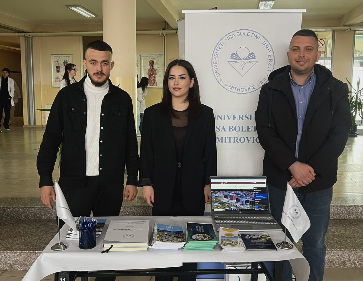 Studentët E UIBM Morën Pjesë Në Panairin E Shkollës Së Mjekësisë