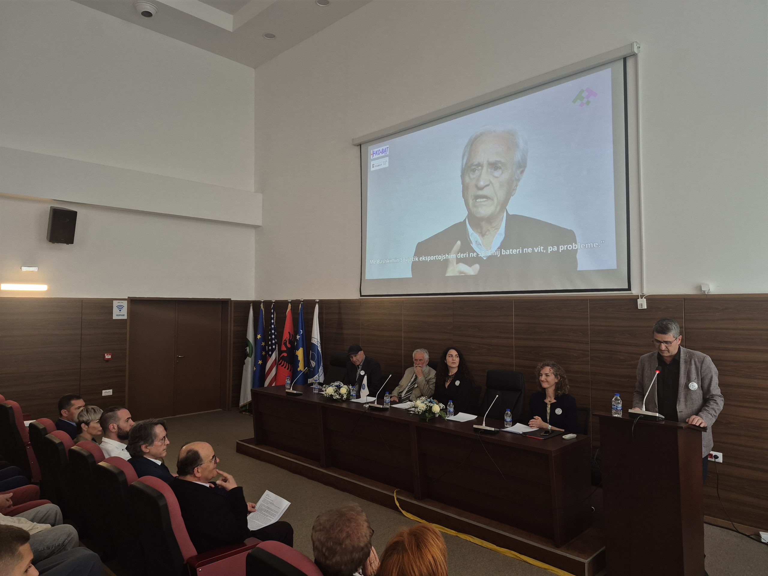 U Mbajt Akademia Përkujtimore Kushtuar Profesorit, Zeki Loxha