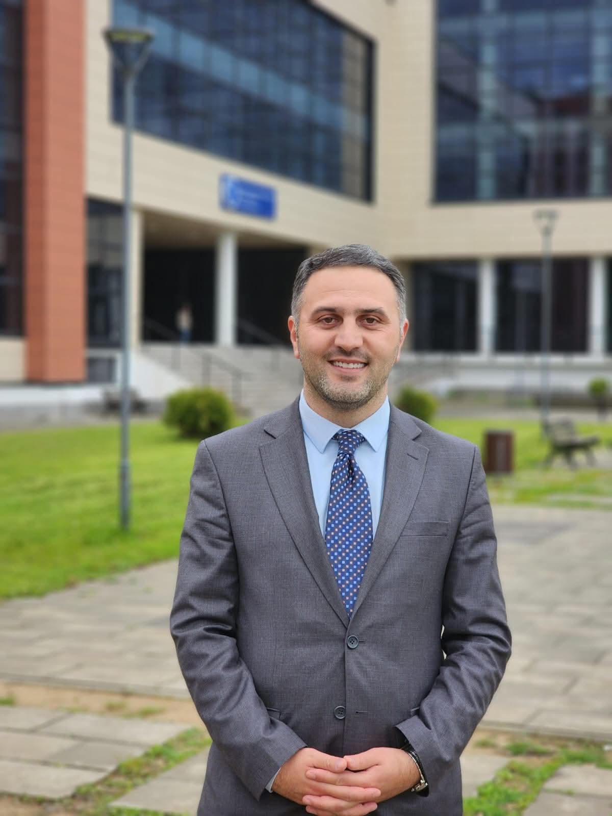 Zahir Çerkini Fiton Bursën Ndërkombëtare SHER Fellowships Për Kërkime Të Post-doktoraturës Në Austri