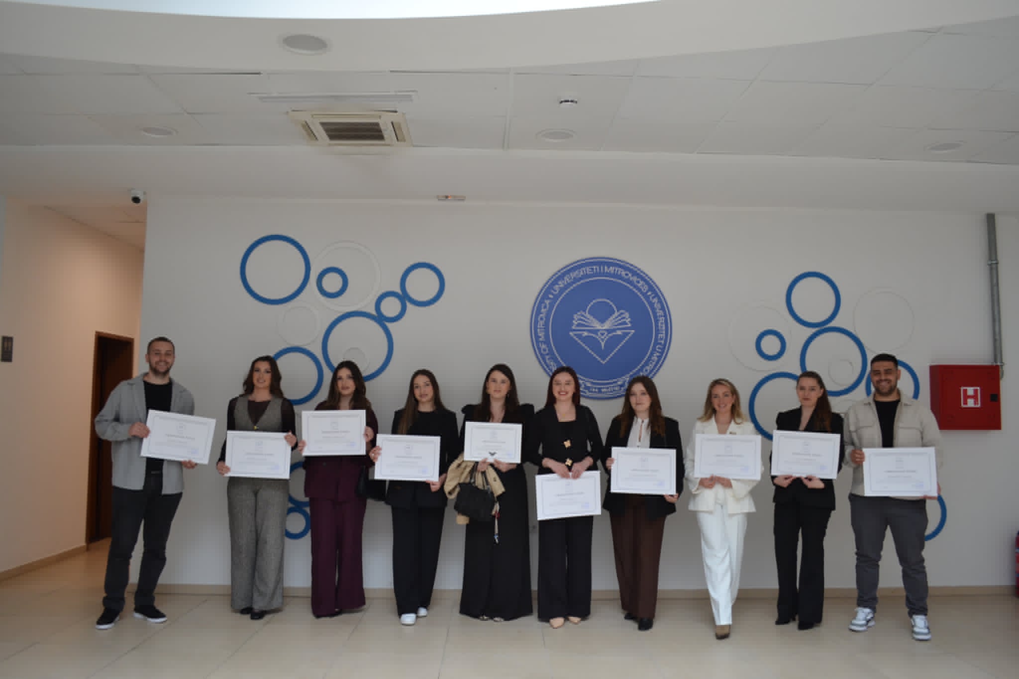Panair Me Biznese Dhe Prezantime Nga Studentët Alumni Në Kuadër Të “Ditës Alumni 2026”