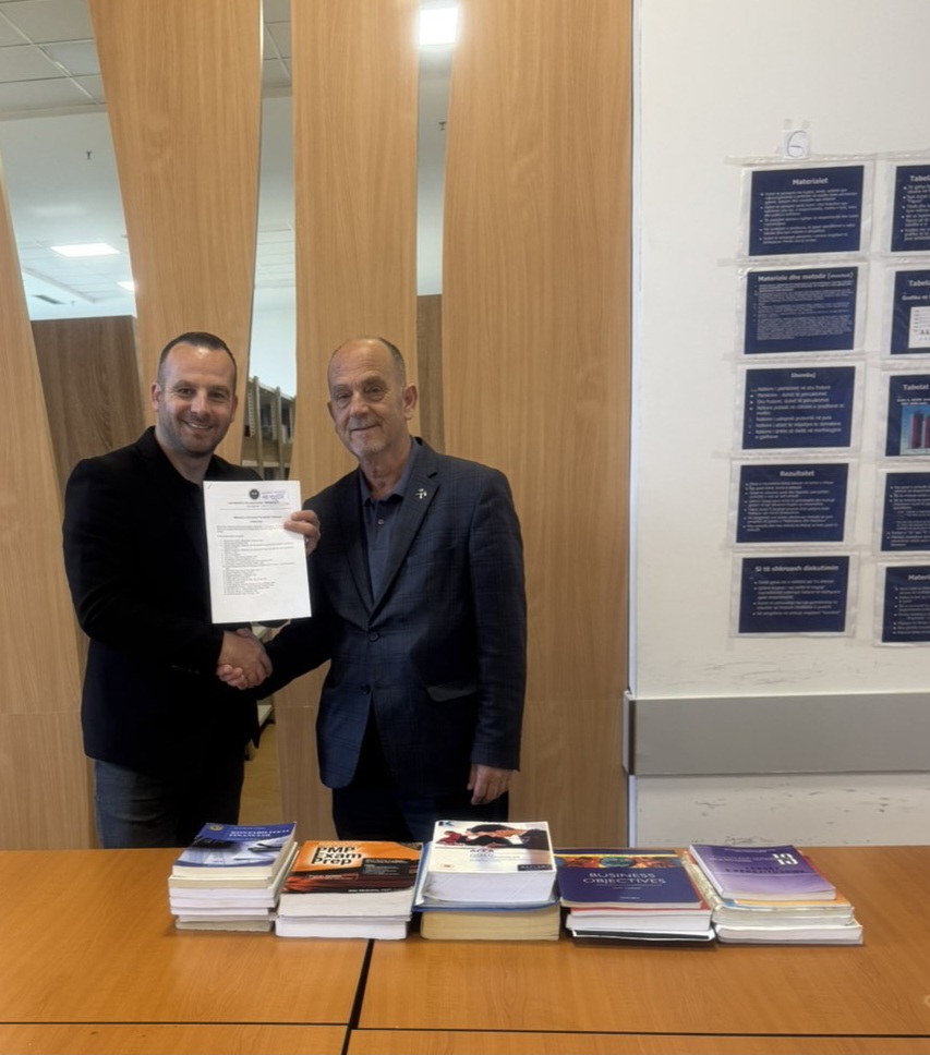 Prof.asoc.dr. Muhamedin Hetemi Dhuron 16 Tituj Botimesh Për Bibliotekën Universitare