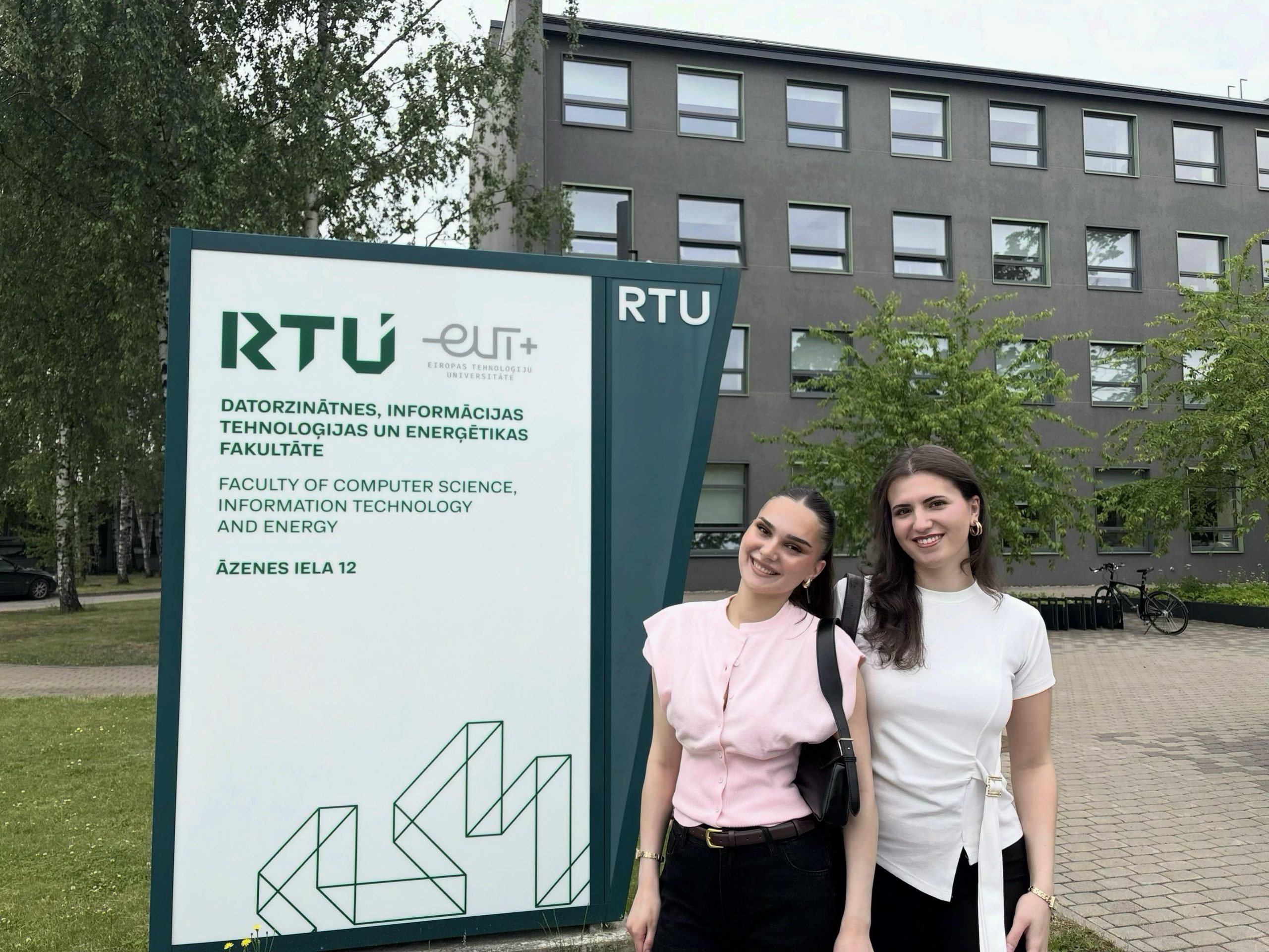 Tre Studentë Të FIMK-ut Po Qëndrojnë Për Mobilitet Në “Riga Technical University (RTU)”, Letoni