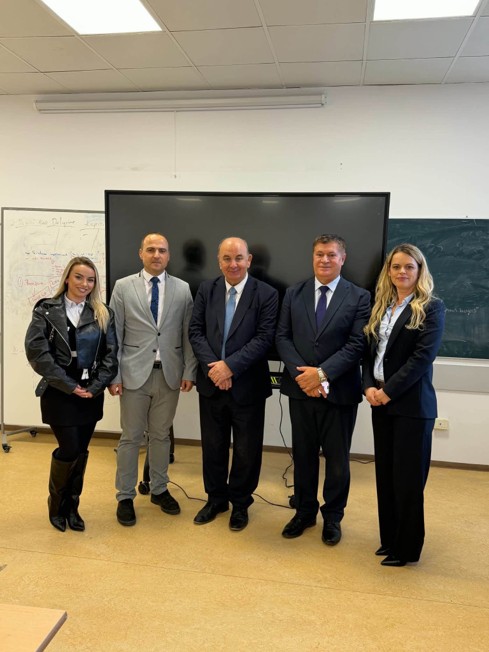 Public Lecture Within The International Law Course